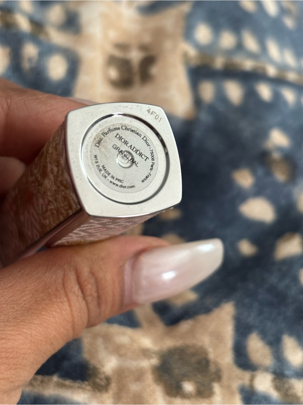 Dior Gold Embossed Lipstick Case - Christian Dior - Picture 6 of 8